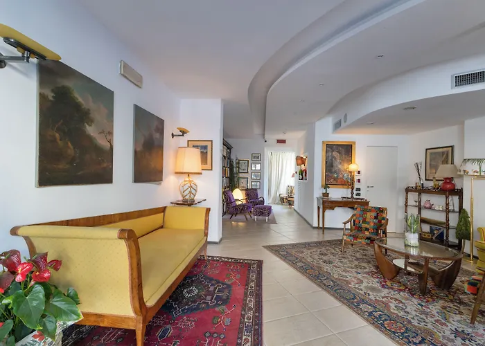 Hotel Bernardino Lucca